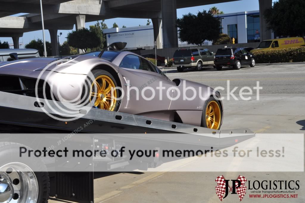 http://i755.photobucket.com/albums/xx191/jplogistics/Pagani%20Huayra/DSC_0455.jpg DSC_0455