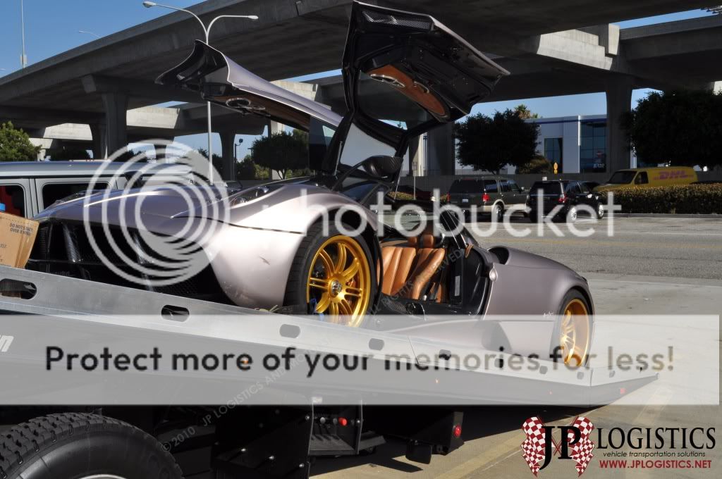 http://i755.photobucket.com/albums/xx191/jplogistics/Pagani%20Huayra/DSC_0461.jpg DSC_0461