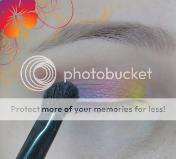 Aprenda a fazer uma maquiagem que deixe seus 